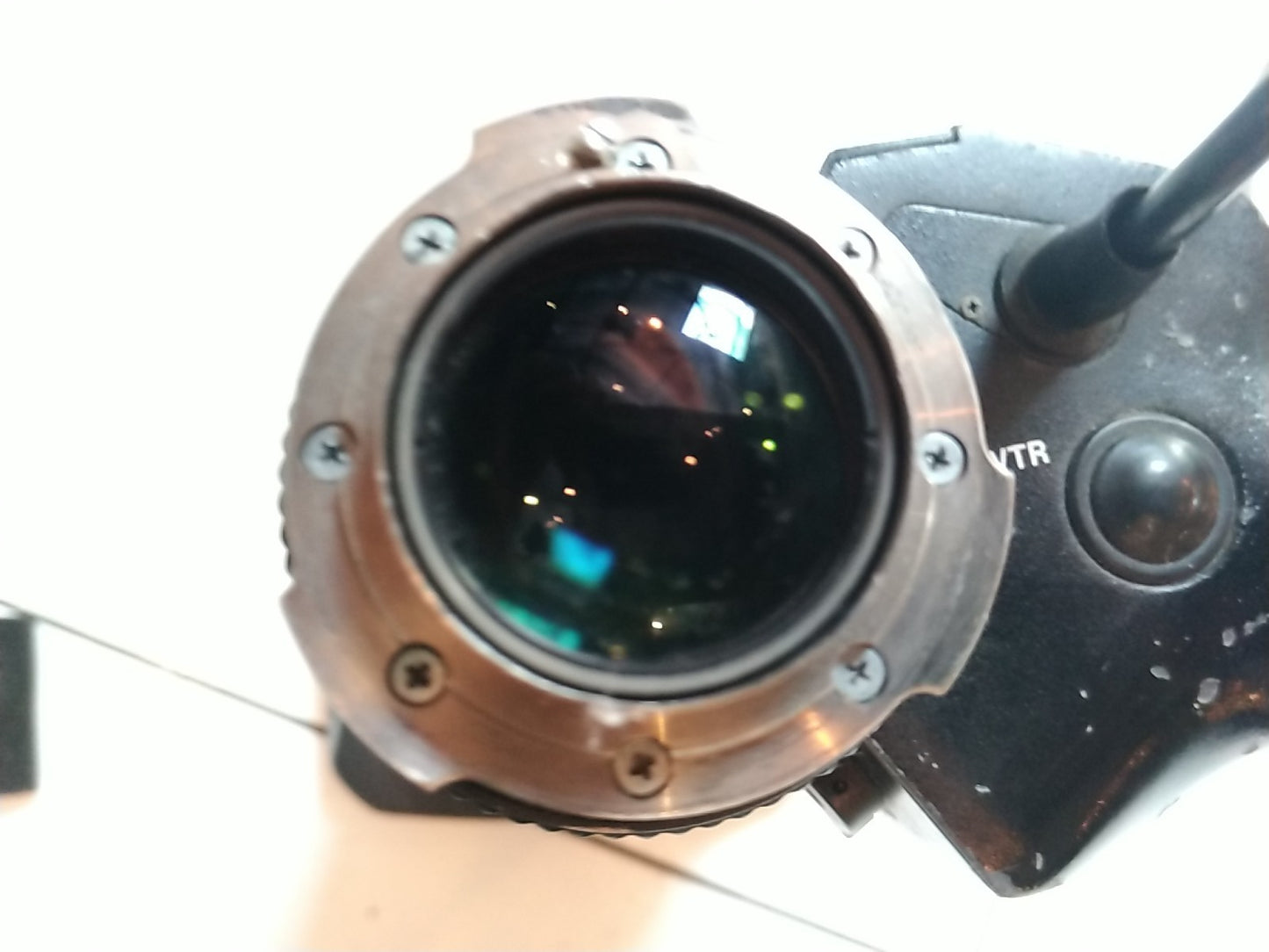 Canon j8x6 B4 IRS sx12 broadcast wide angle. Zoom TV 6–48 mm, ouverture 1:1.7).