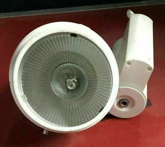 LOT:50 PHILIPS LIGHTOLIER HID 100W 3K WASH WITH 8389EWH