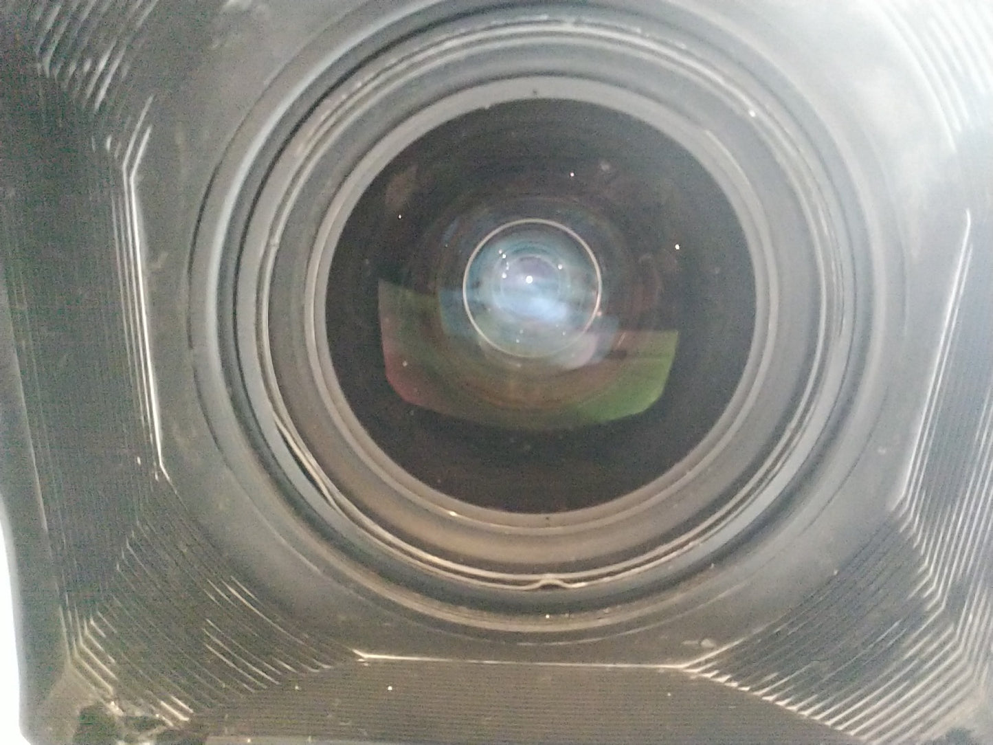 Canon j8x6 B4 IRS sx12 broadcast wide angle. Zoom TV 6–48 mm, ouverture 1:1.7). 