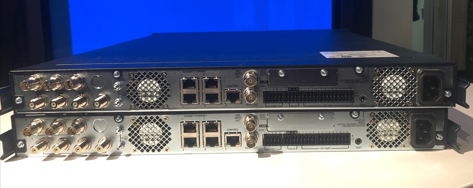 ARRIS DSR-7403 COMMERCIAL INTEGRATED SATELLITE RECEIVER/TRANSCODER