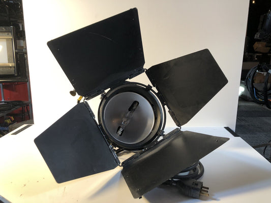 Quartz Color Ianebeam strand lighting 2kw blonde mod.3150