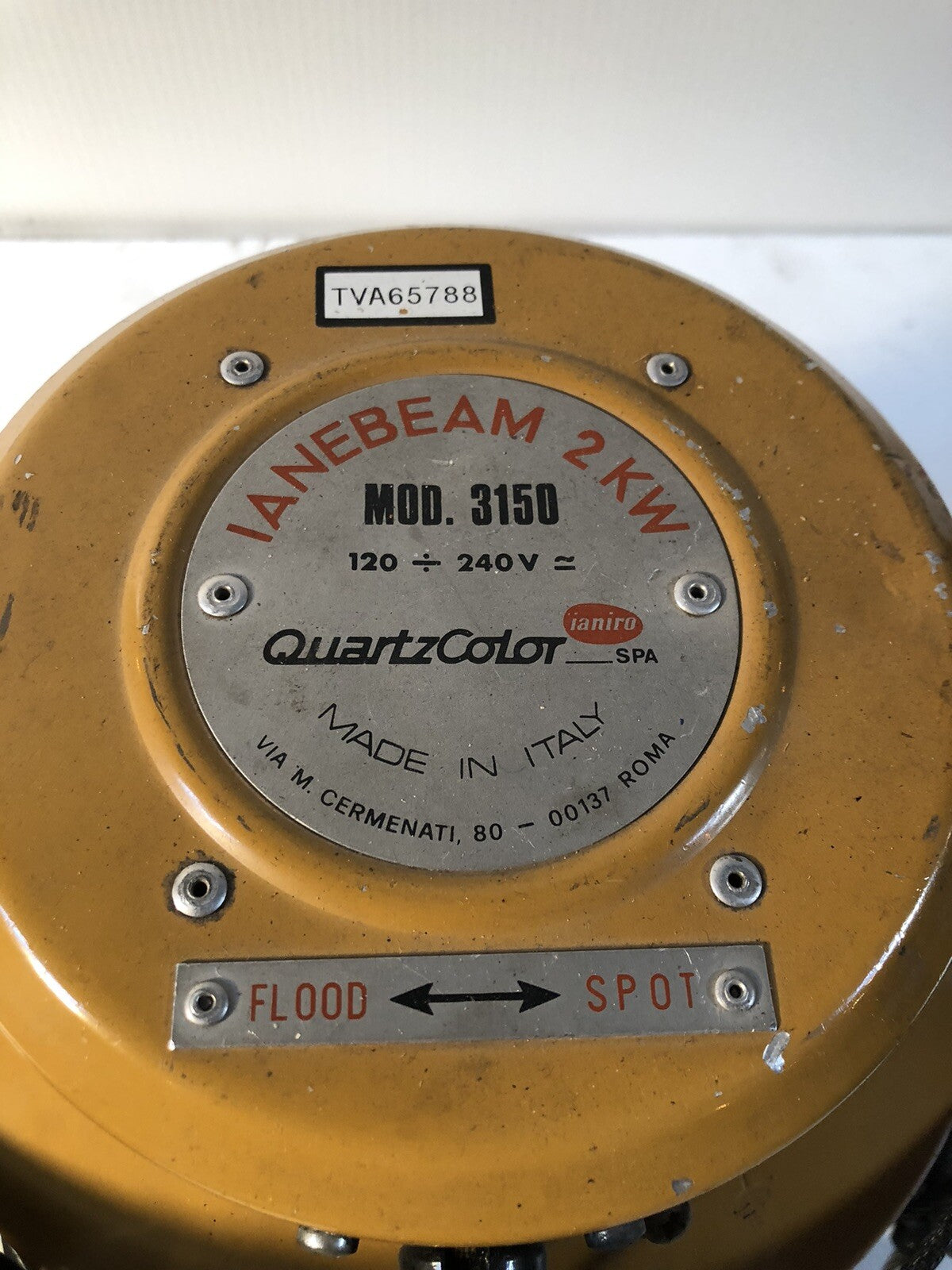 Quartz Color Ianebeam strand lighting 2kw blonde mod.3150