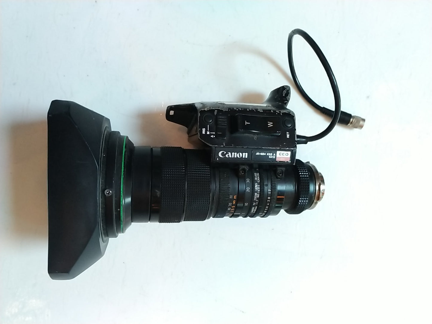 Canon j8x6 B4 IRS sx12 broadcast wide angle. Zoom TV 6–48 mm, ouverture 1:1.7). 
