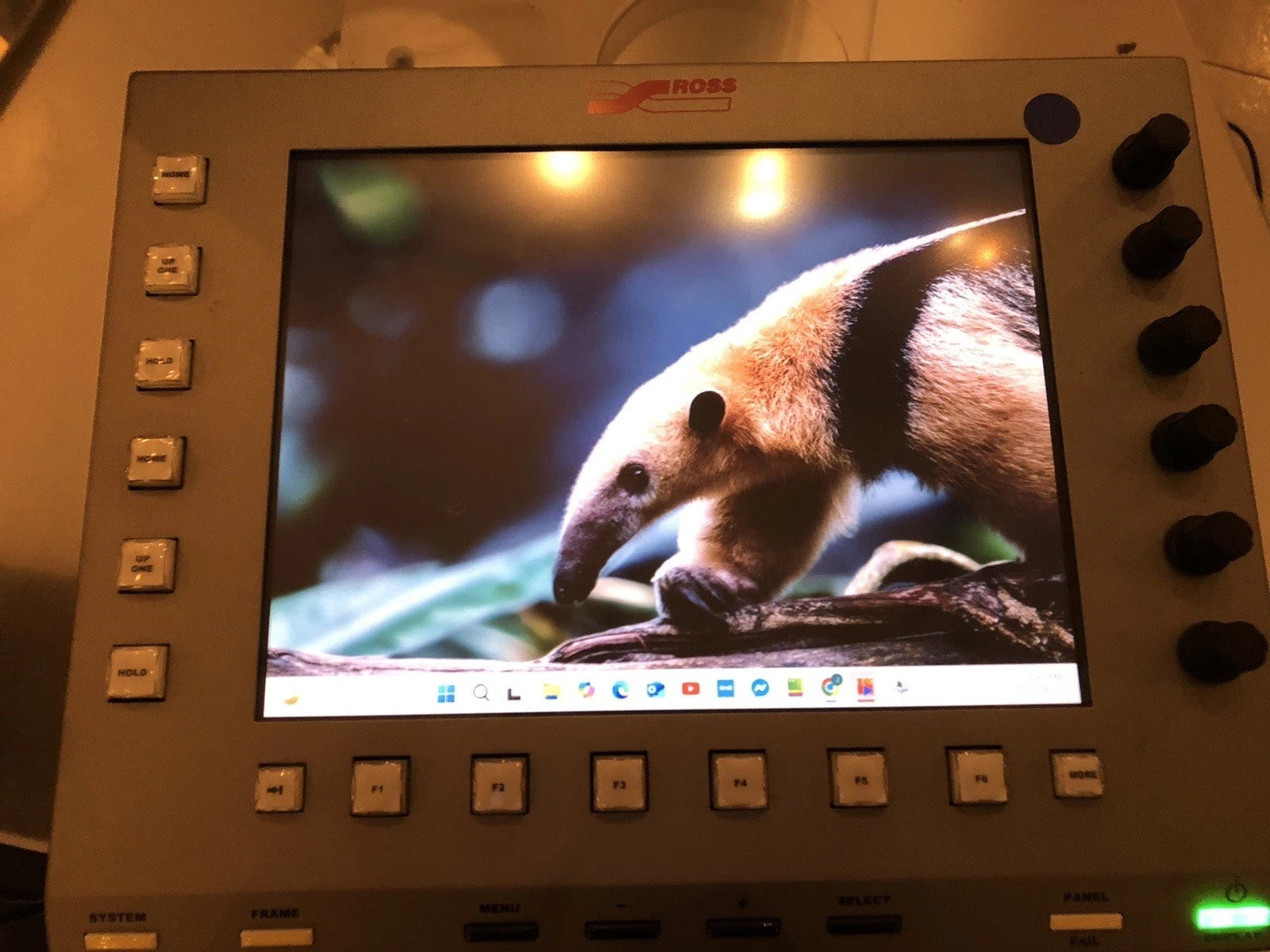 Ross Vision V-100A Touchscreen Display.