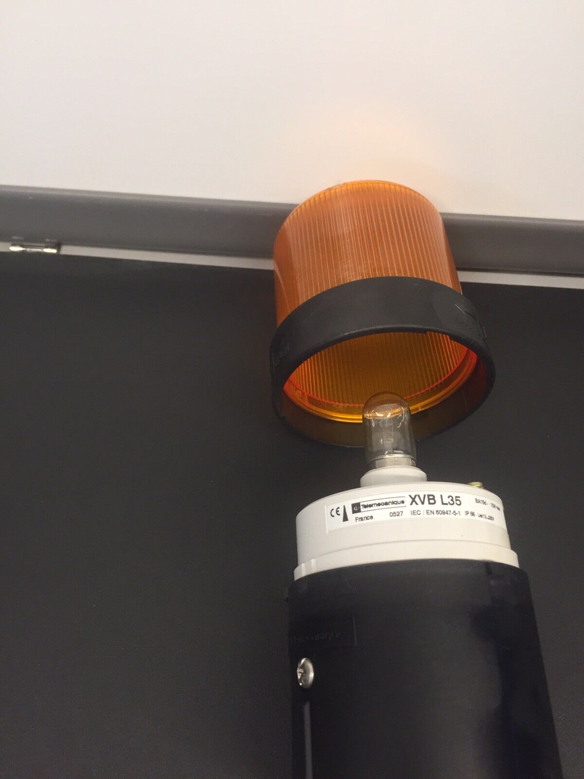 Telemecanique XVB L35