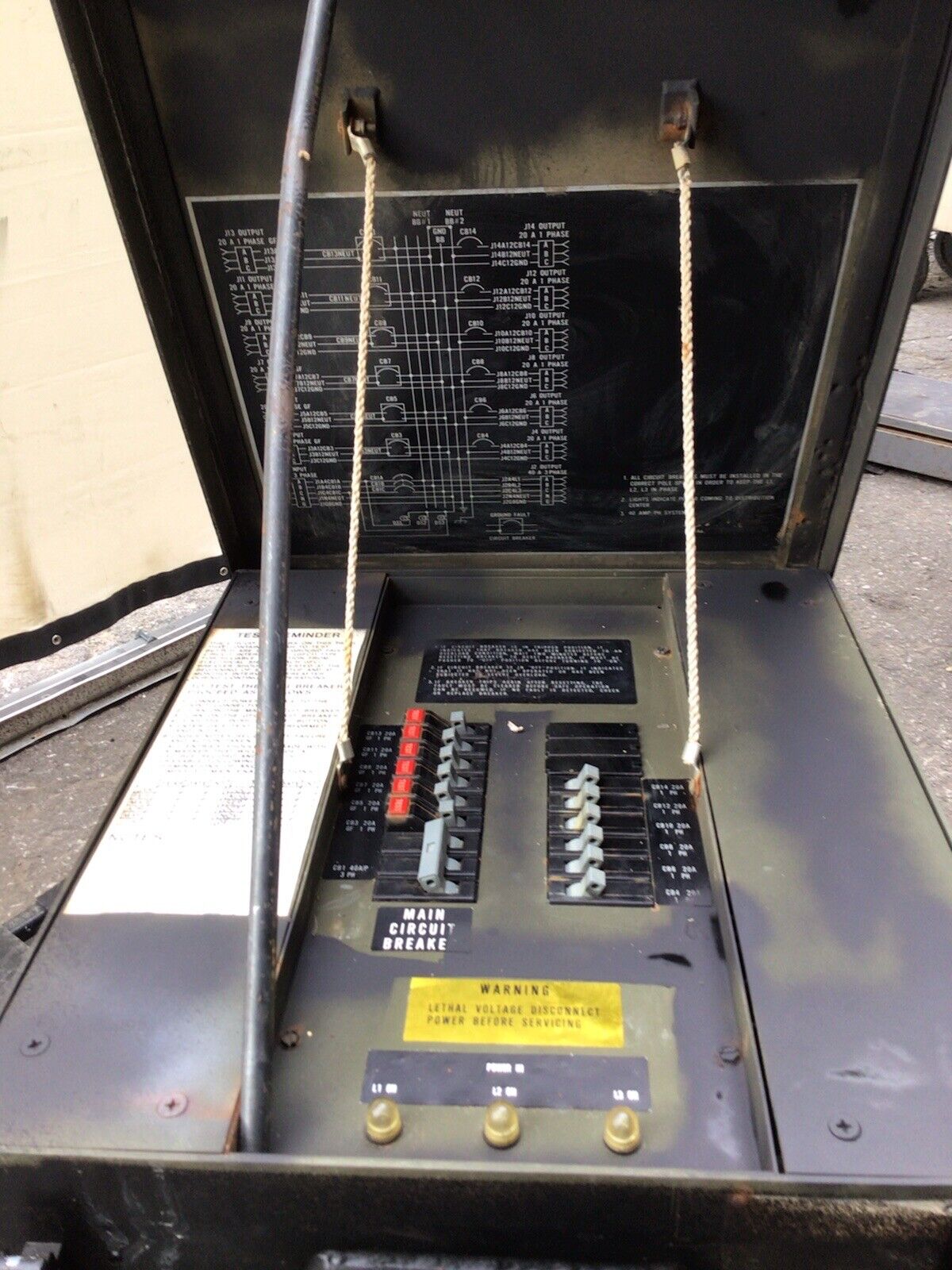 Military Power Distribution Box M40 A/P 3 PHASE 120/208V 40 AMP/PH (PDISE)