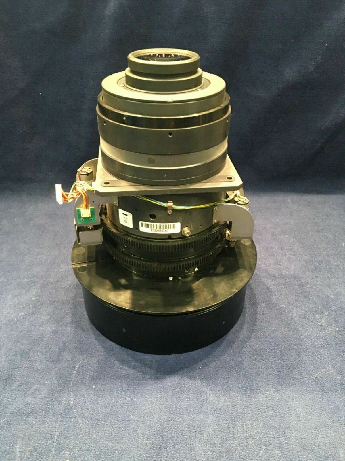Hitachi USL-801 Ultra Short Throw Lensfor Christie LW650 /LW720 (121-104106-XX)