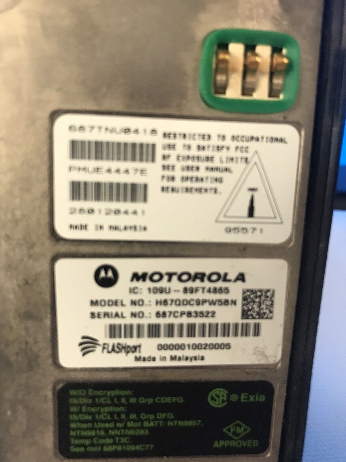 Motorola MT1500 UHF 48 Channel 380-470MHz Radio H67QDC9PW5BN With New Battery