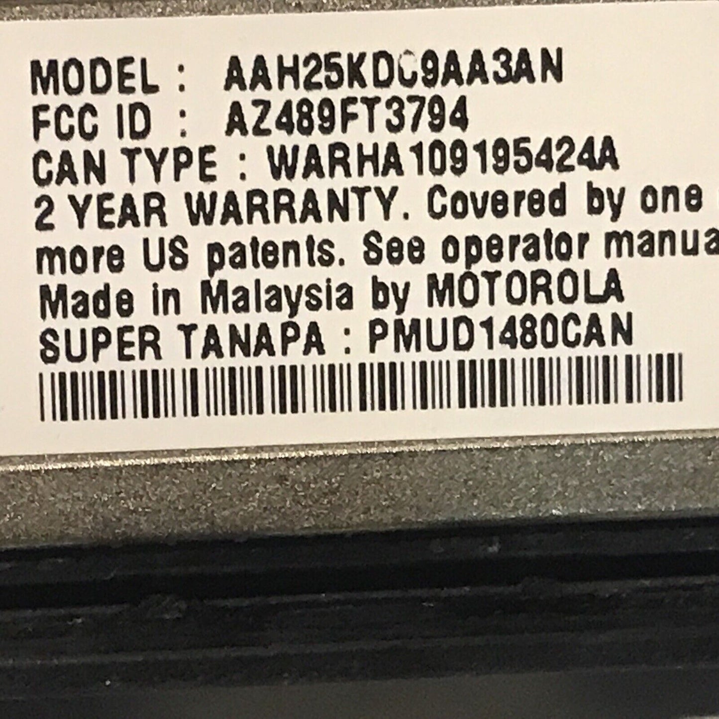 Motorola HT750 Two Way Radio *New Battery AAH25KDC9AA3AN