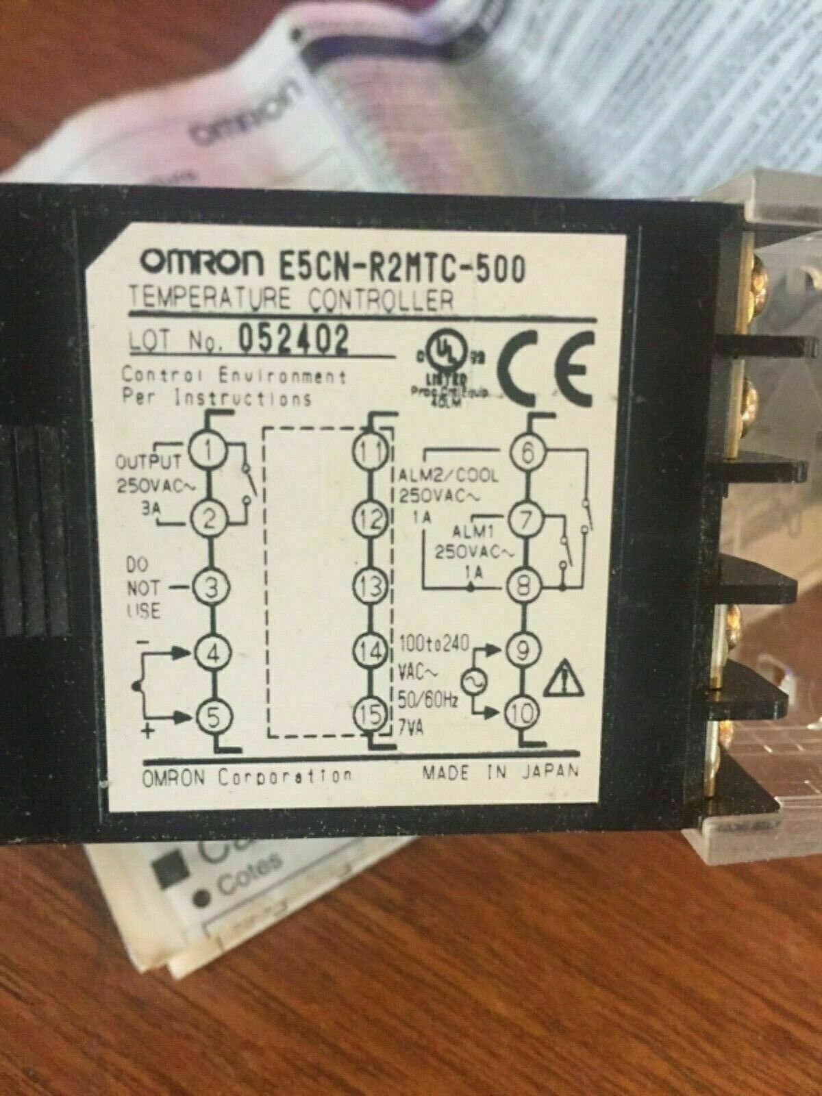 Omron E5CN Temperature controller